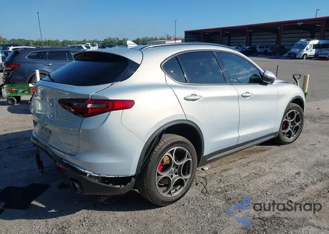 2022 Alfa Romeo Stelvio Sprint Rwd z USA, uszkodzony, nr VIN ZASPAJANXN7D47000